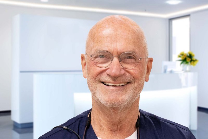 Portrait Dr. Wolfgang Bolz