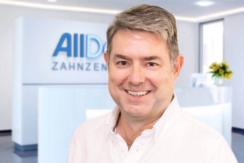 Portrait des Oberarzt Dr. Ralf Preisler