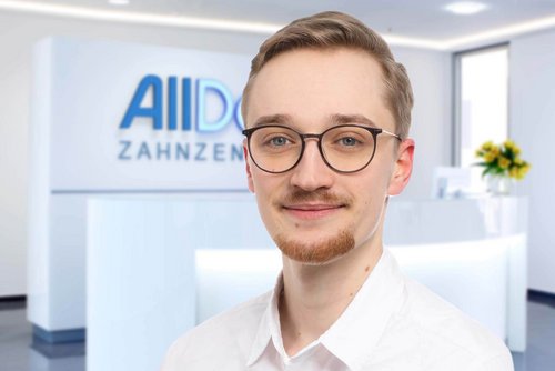 Portrait Daniel Liss AllDent